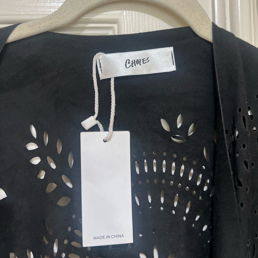 Women  Black Faux Suede Laser Cut   Poncho  Open Front Shawl Wrap Western One - Picture 10 of 12